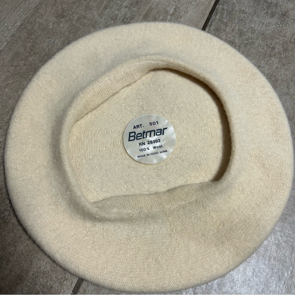 Vintage Betmar 100% Wool Beret Cream